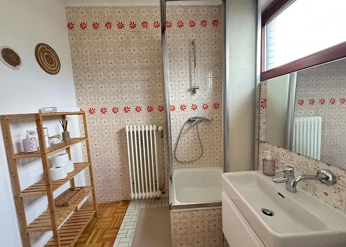 150qm-6 Rooms-free Privat Parking-2 Bathrooms-wifi-yihapartment